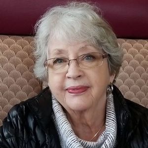 Meet your Posher, Claudia